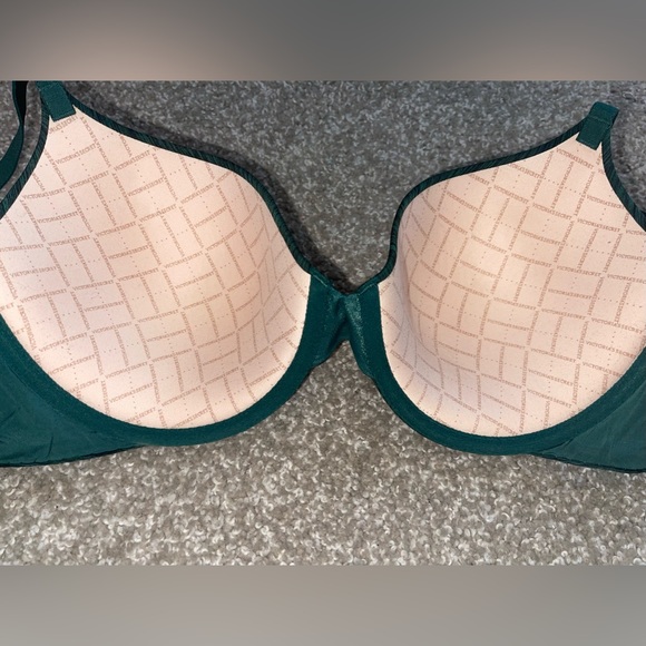Victoria’s Secret 34DD Uplift Semi Demi Dark Green - Picture 3 of 7